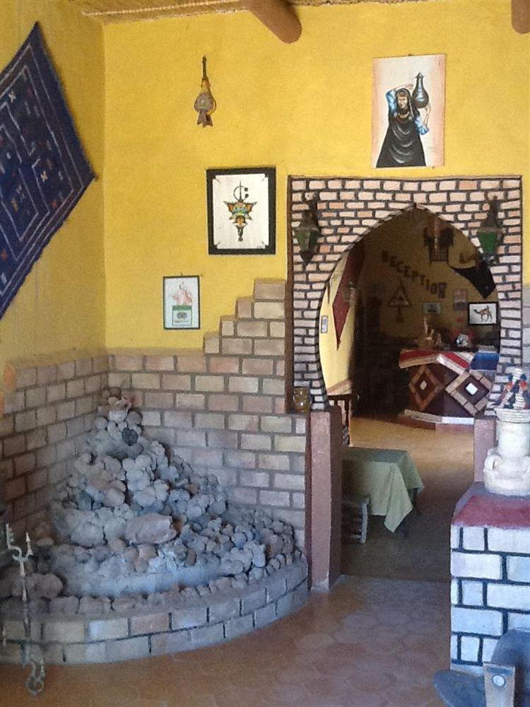 Les Pyramides Hotel Мерцуга Екстериор снимка