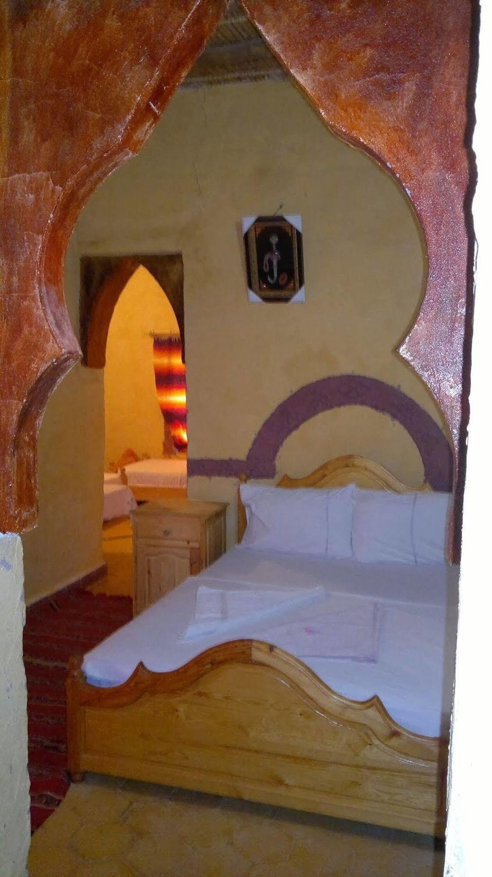 Les Pyramides Hotel Мерцуга Екстериор снимка